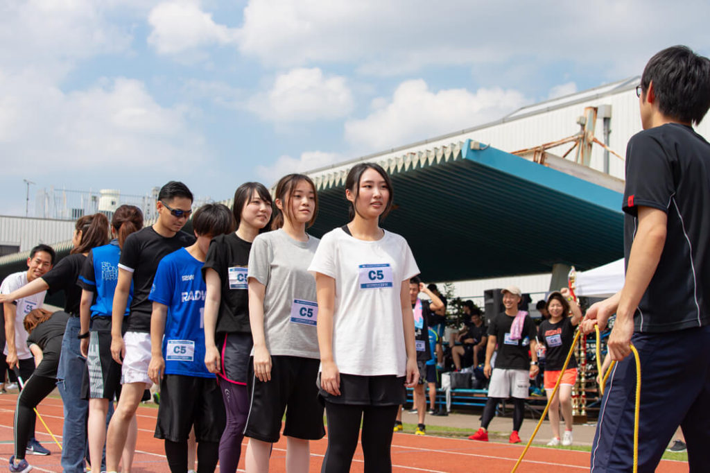 笑顔の中にも緊張感が伝わる