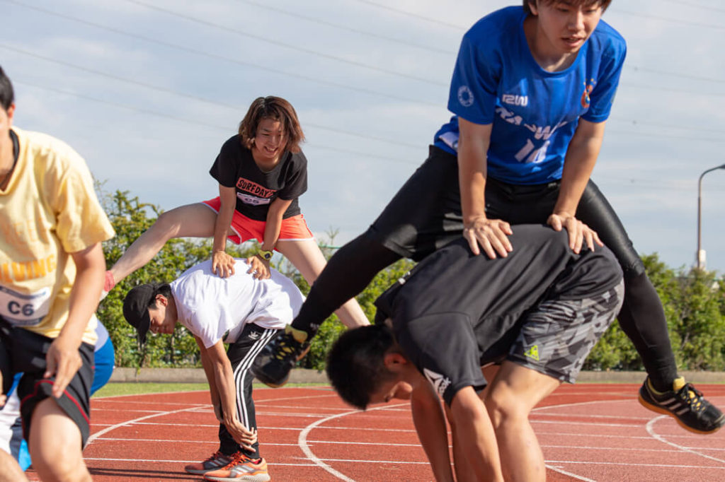 馬跳びではもっちーが加わる